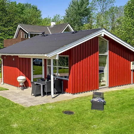 Amazing Home In Sydals With Wifi